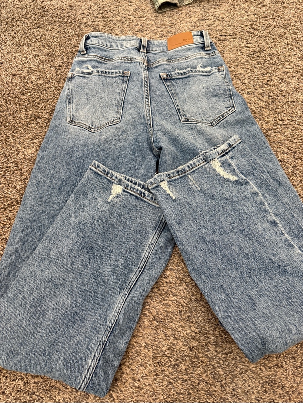BKE Billie High-Rise Wide Leg Jeans - Picture 4 of 4
